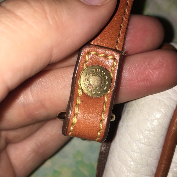 Vintage Dooney & Bourke crossbody purse AND FREE matching WALLET - Picture 5 of 9